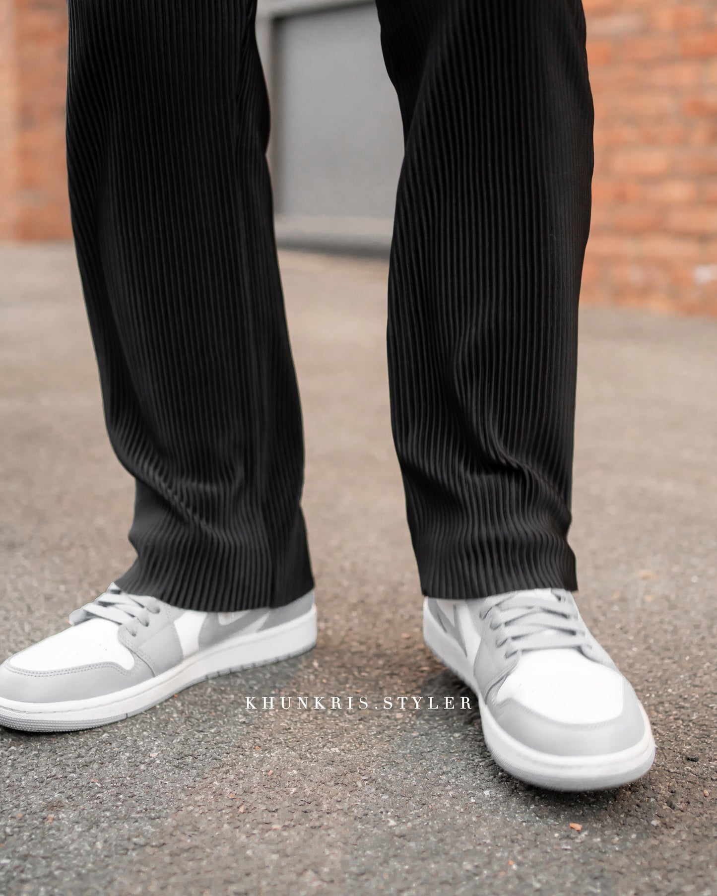 Pleated Pants - Black