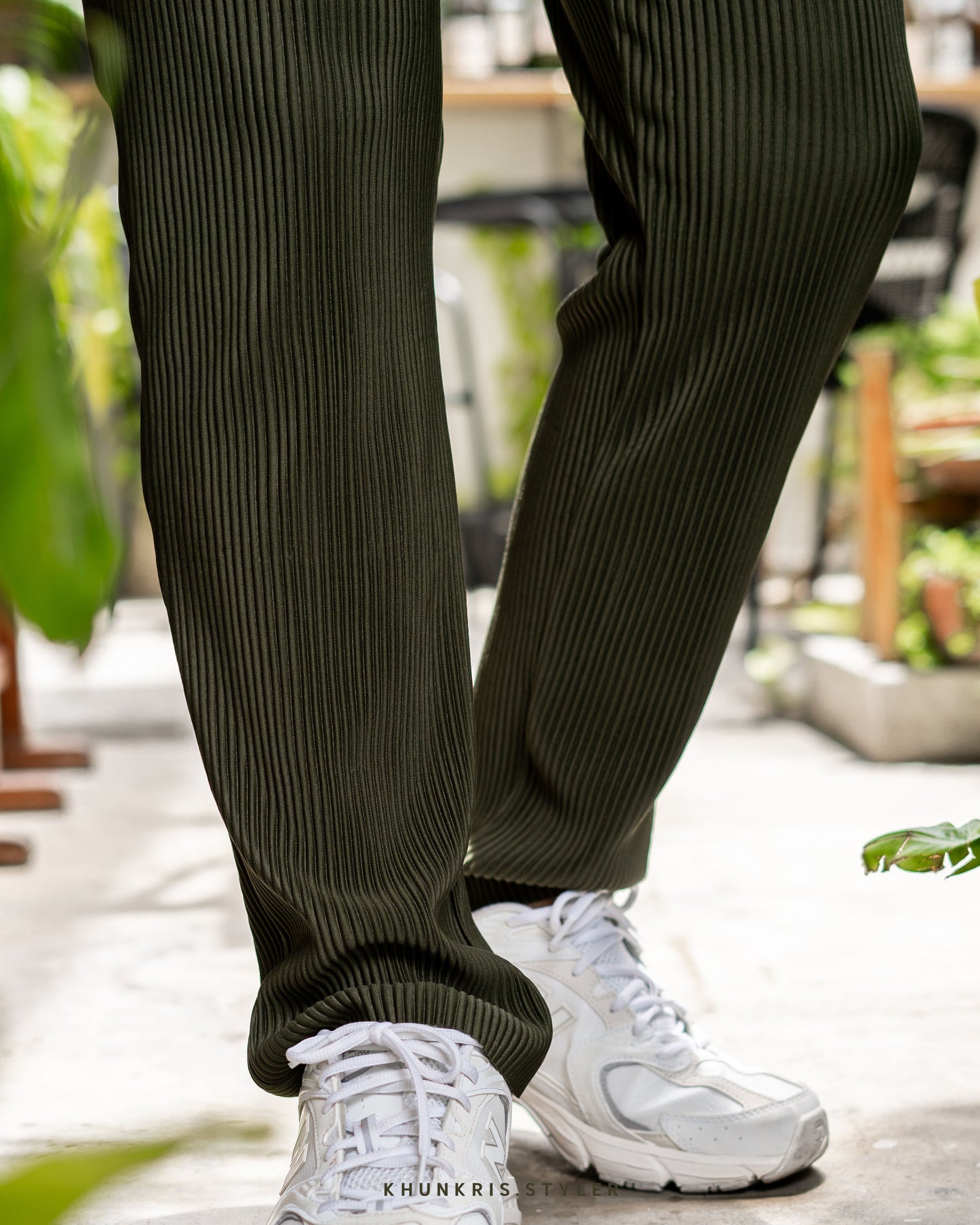 Pleated Pants – Navy Green