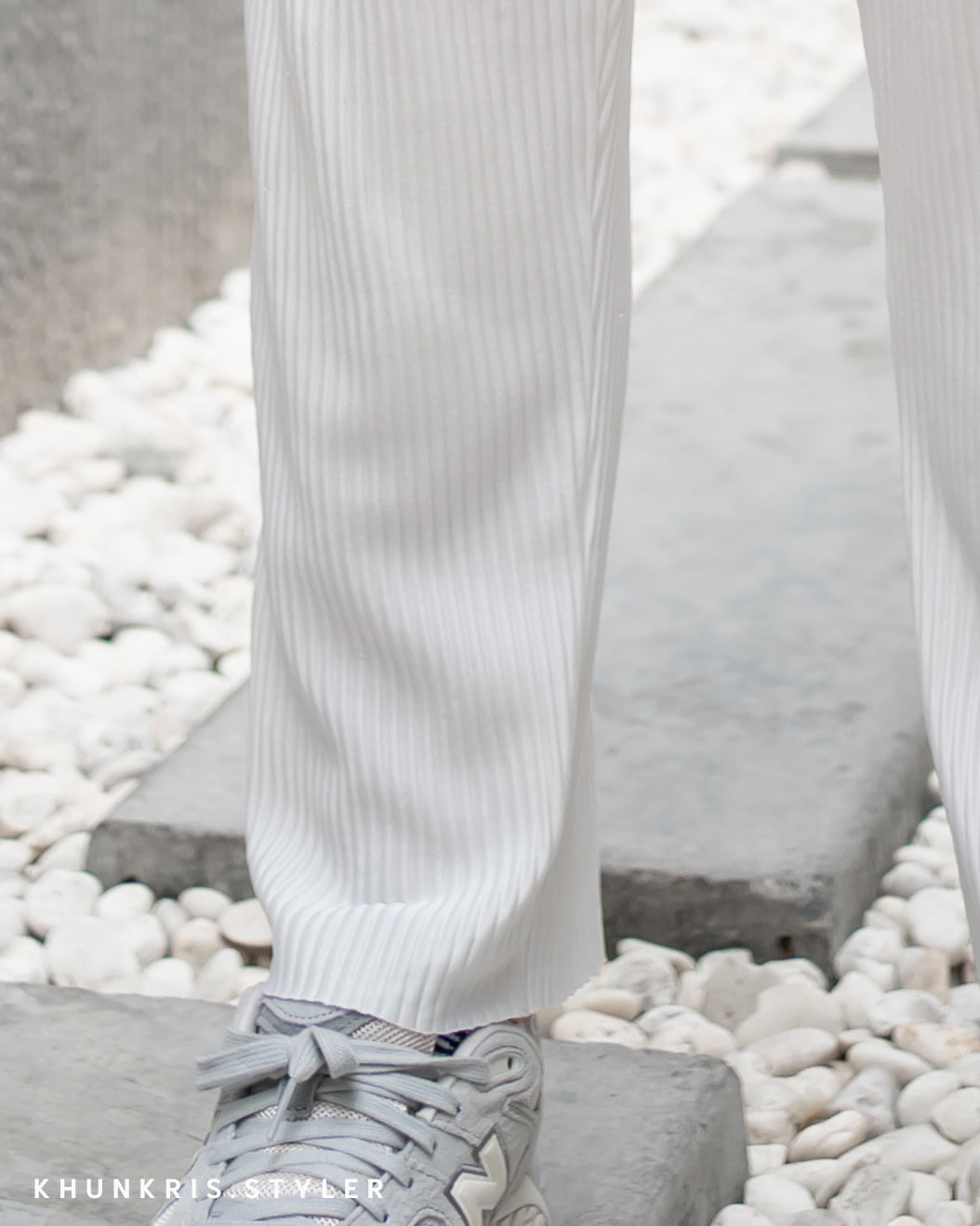Pleated Pants - White