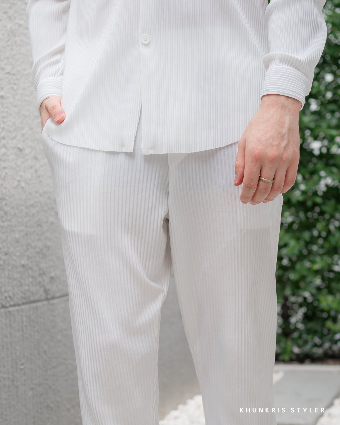 Pleated Pants - White