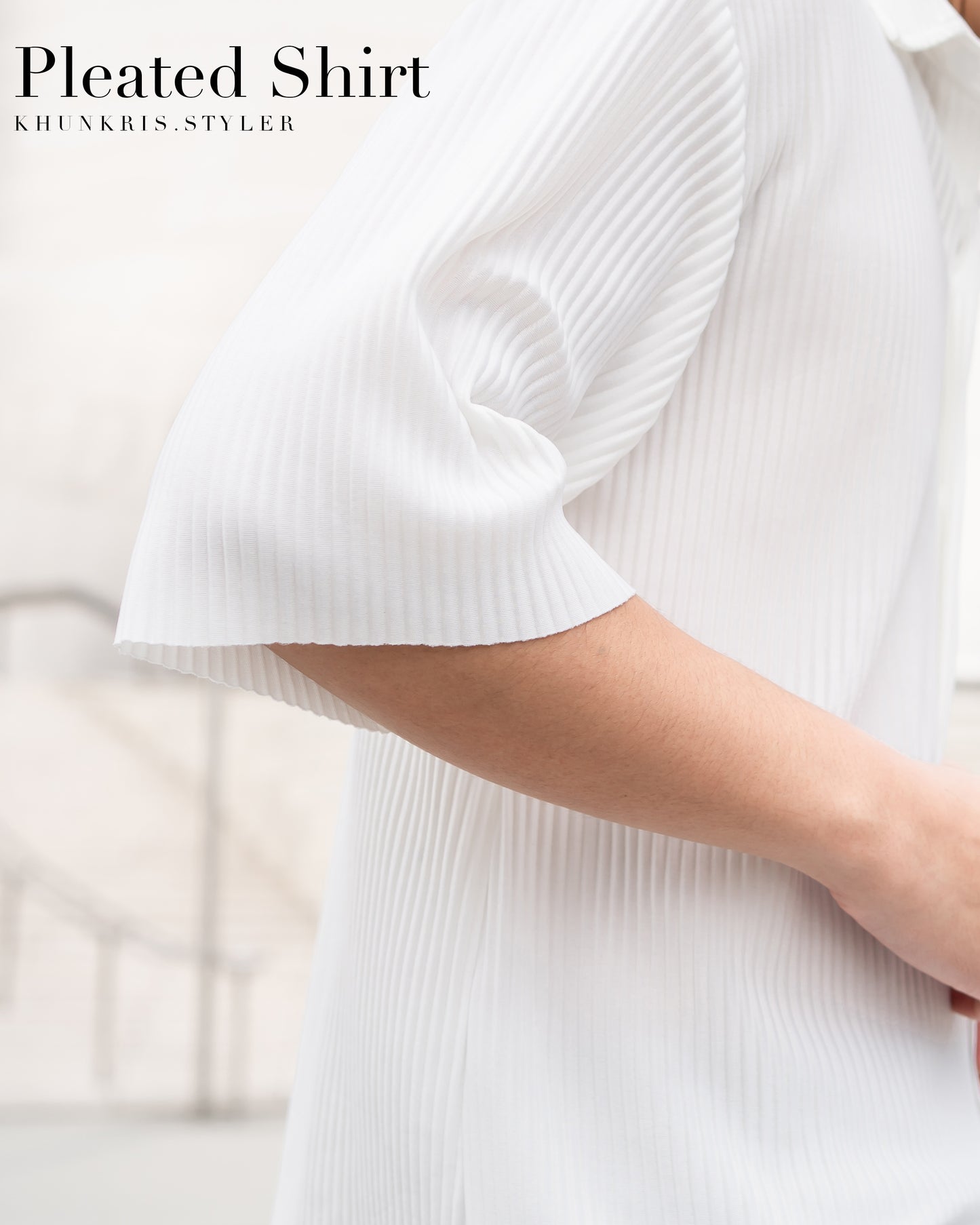 Pleated short sleeve shirt - White