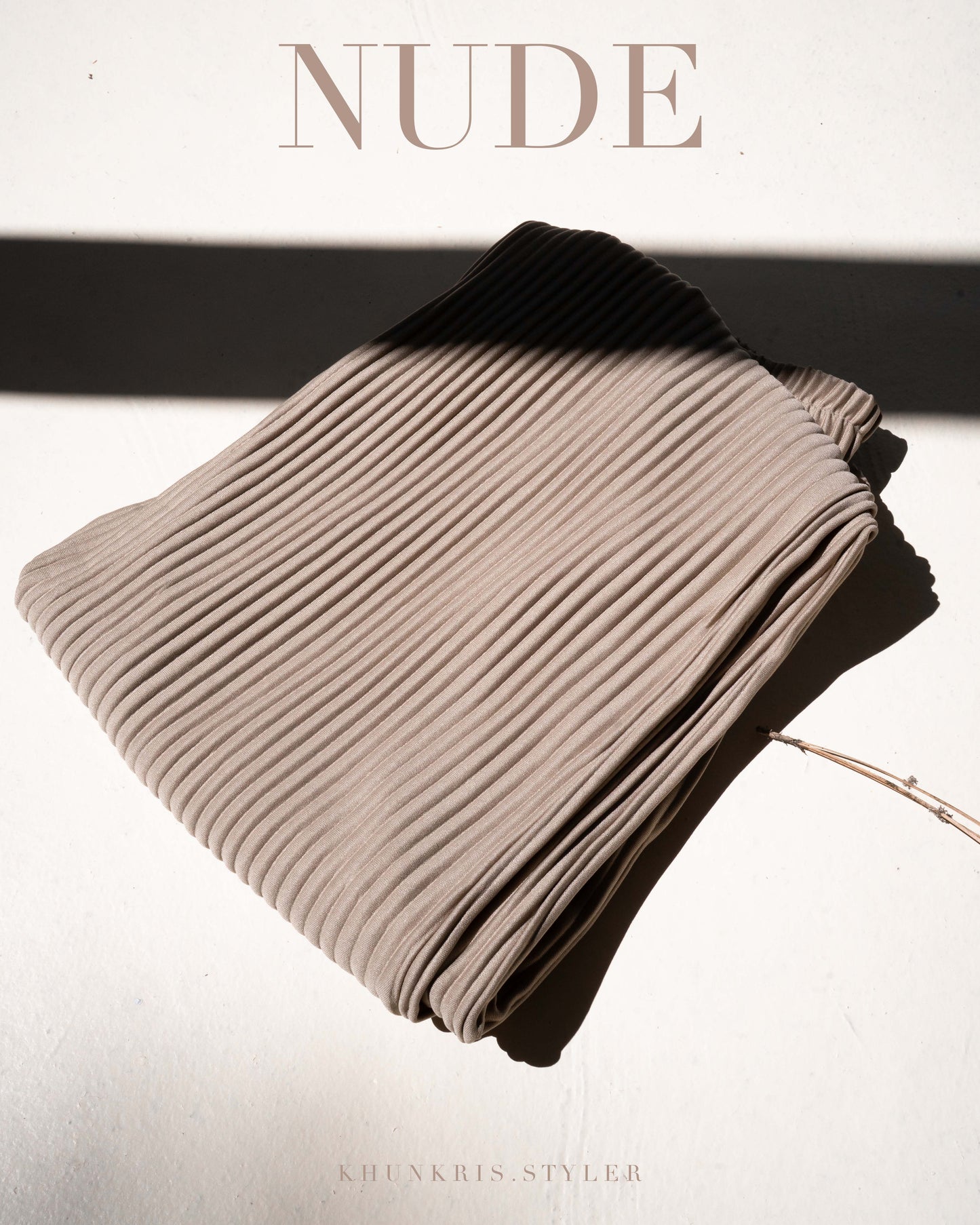 Pleated Pants - Nude  - Khunkris.Styler