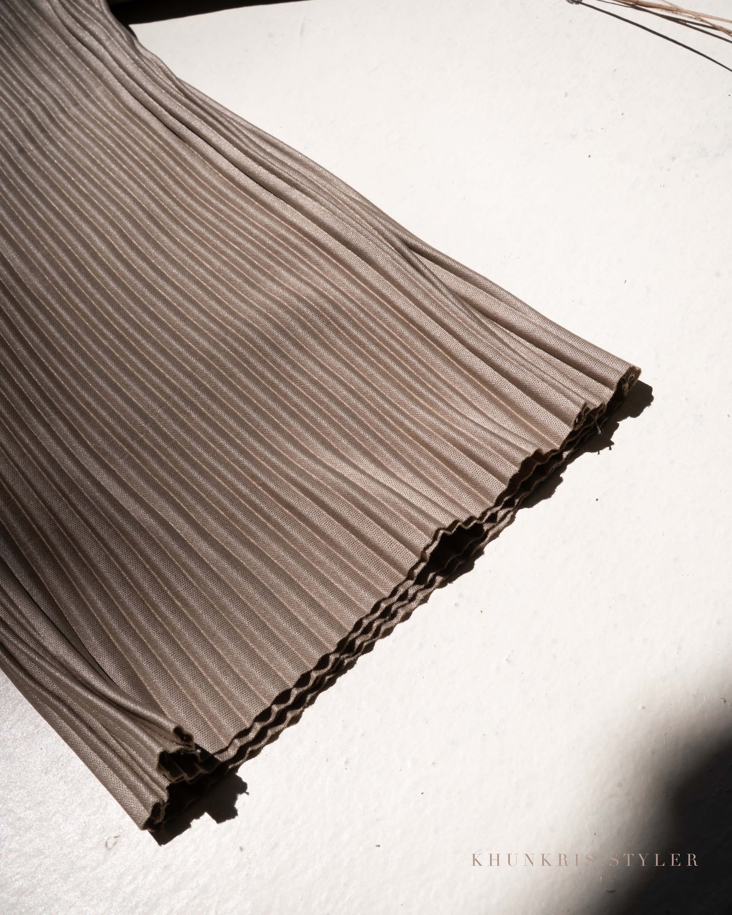 Pleated Pants - Nude  - Khunkris.Styler