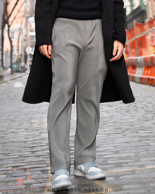 Pleated Pants - Gray